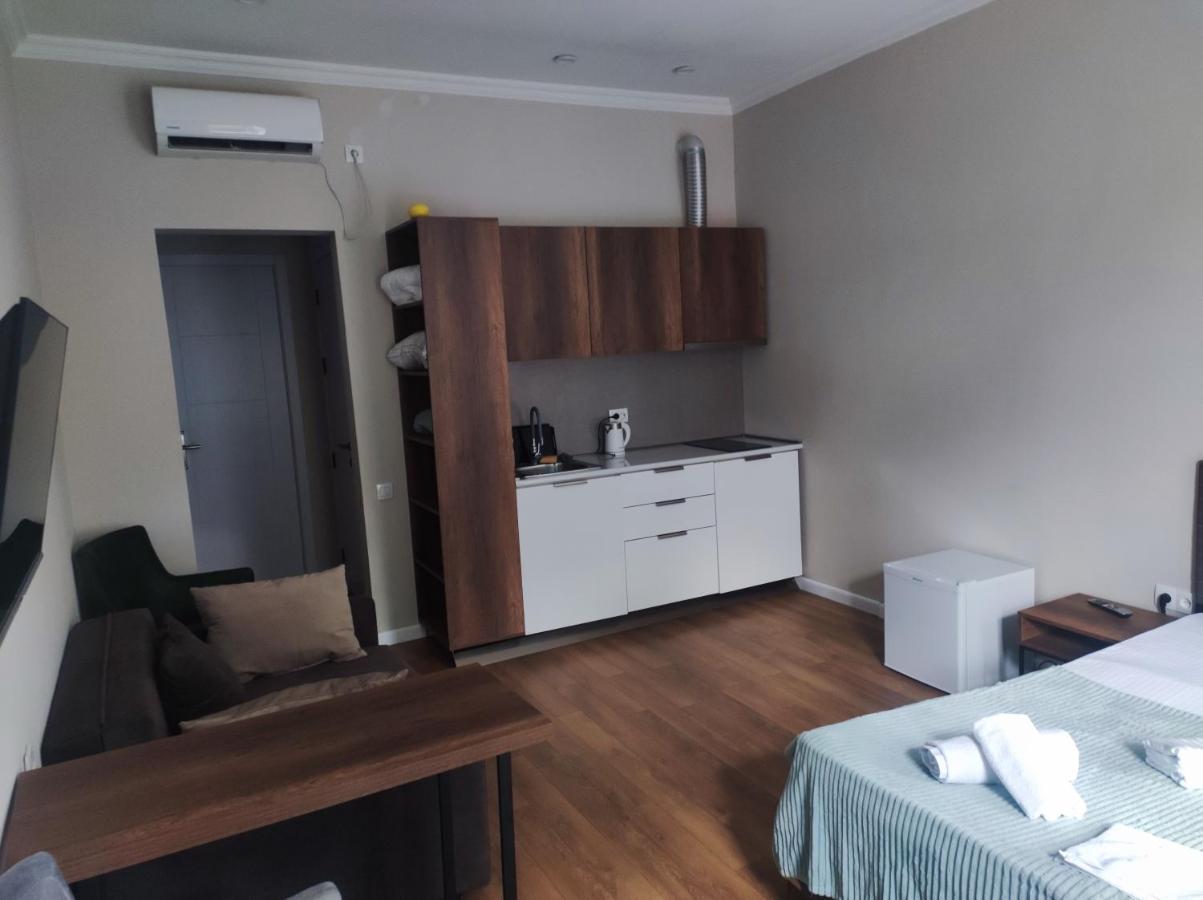 D And D Hotel Tbilisi Ruang foto